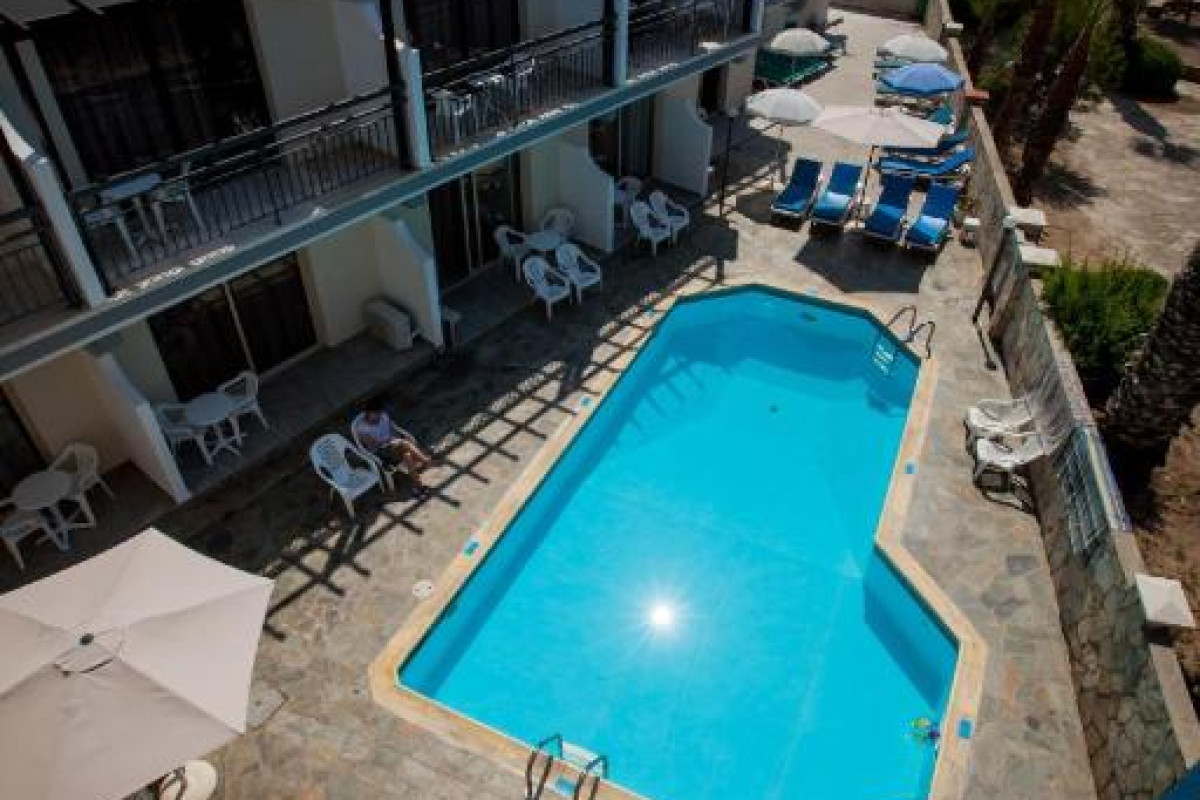 Crystallo Apartments