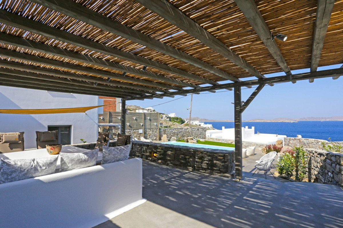 Cycladic Breeze Villa with Private Pool