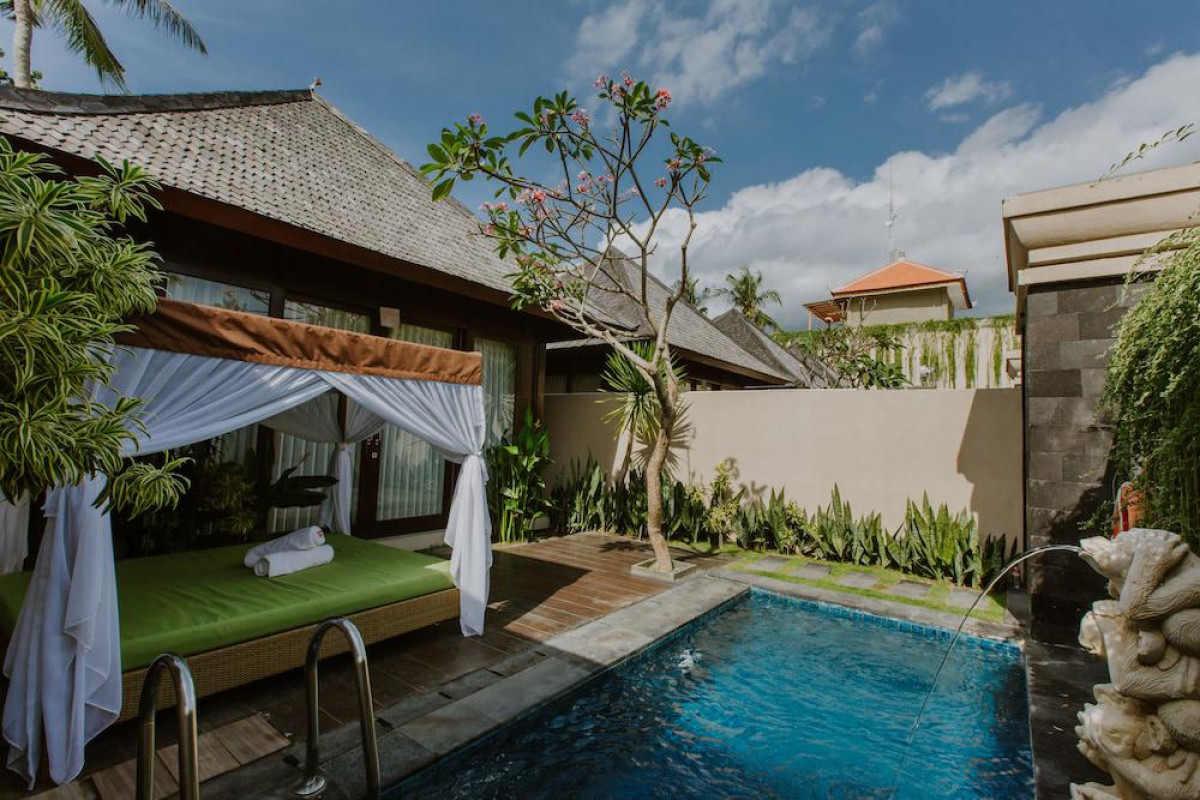 d' Nusa Beach Club and Resort