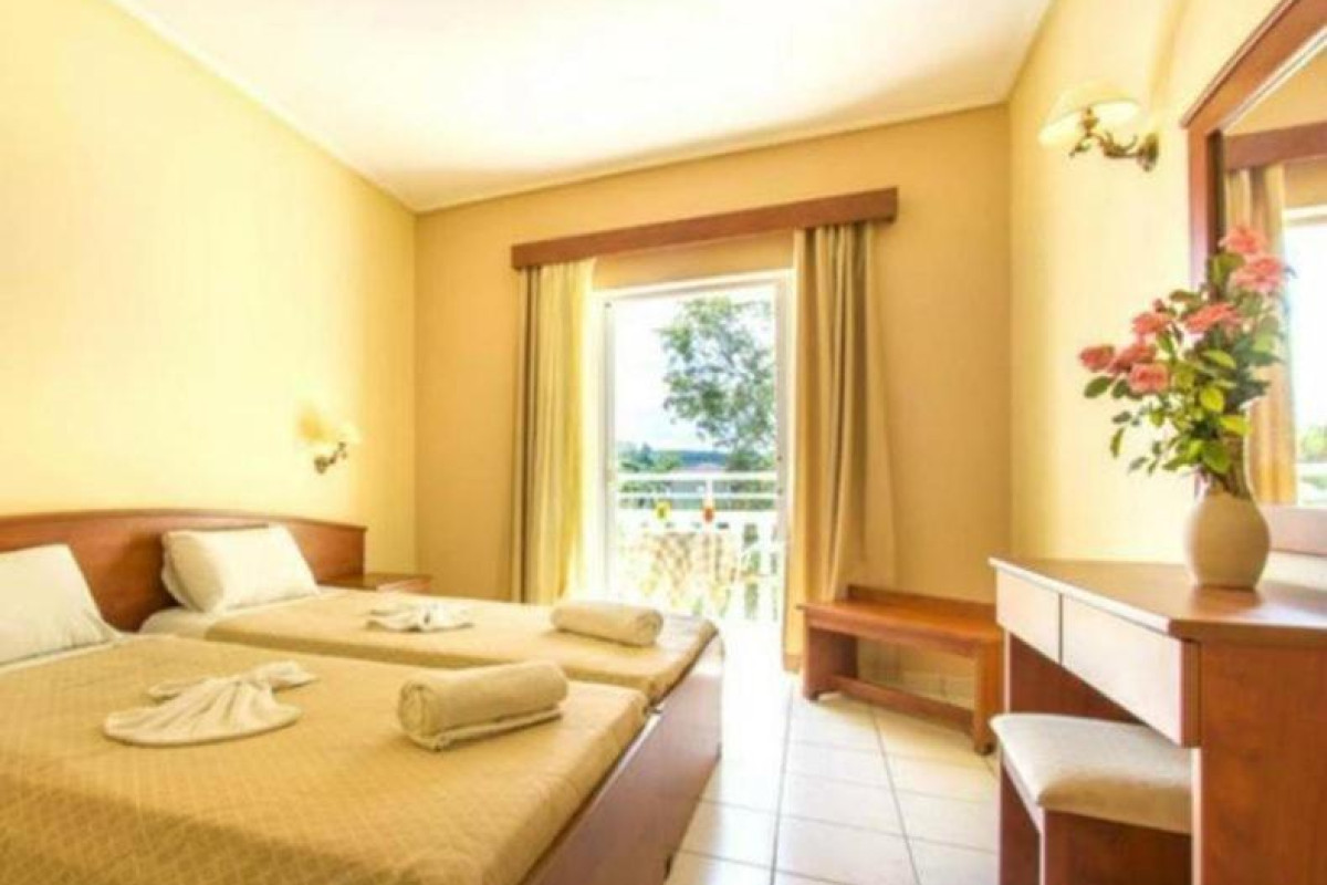 DAISY HOTEL