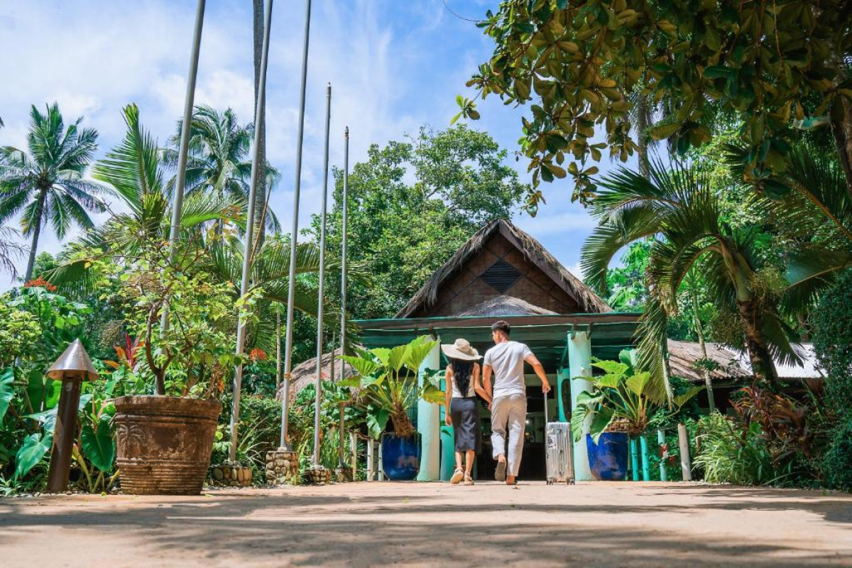 Daluyon Beach and Mountain Resort