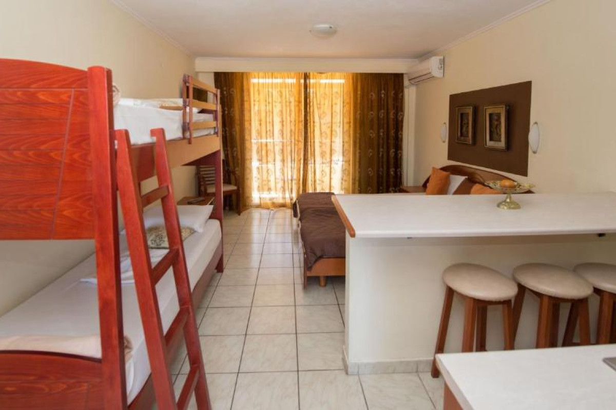 Damia Hotel