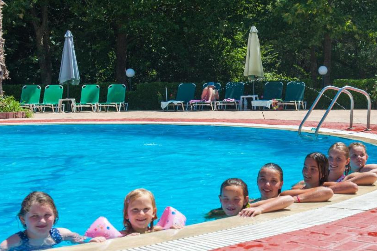 Damia Hotel