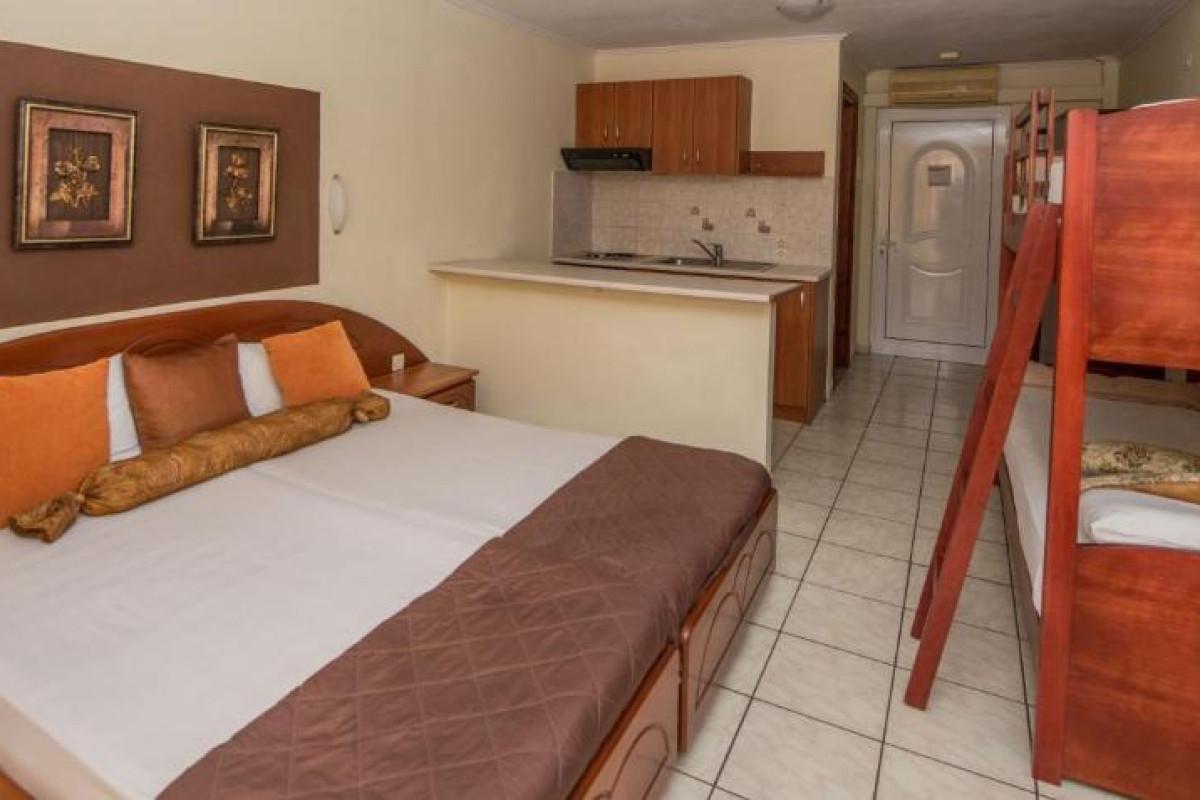 Damia Hotel