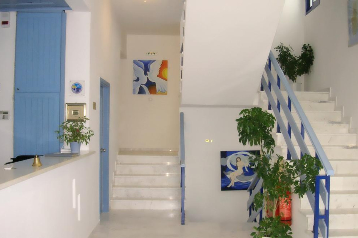 Danae Hotel