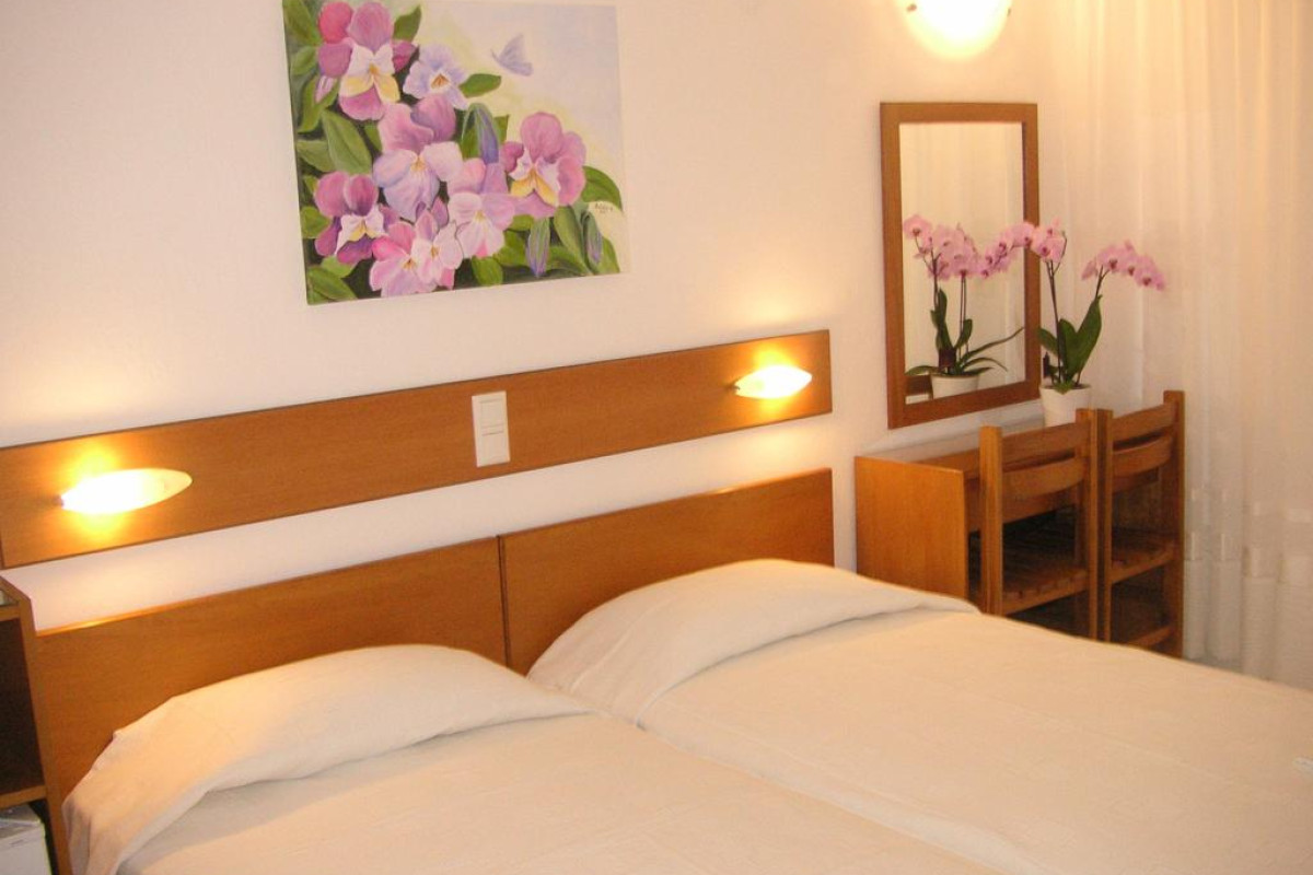 Danae Hotel