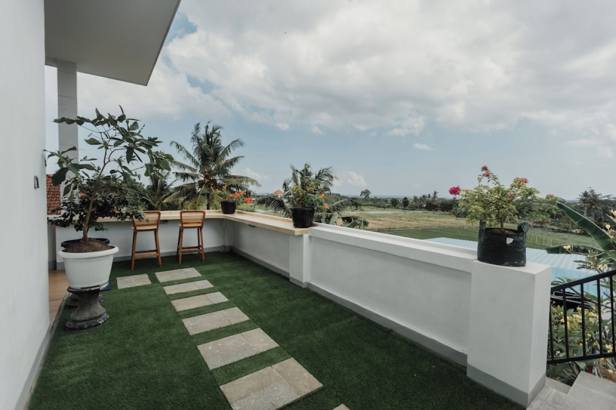 Dana's House