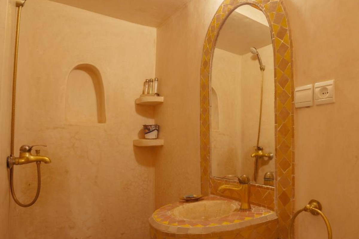 Hotel Dar Ikalimo