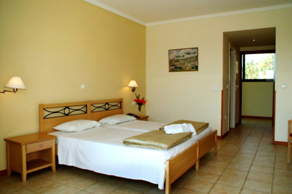 Dassia Holiday Club