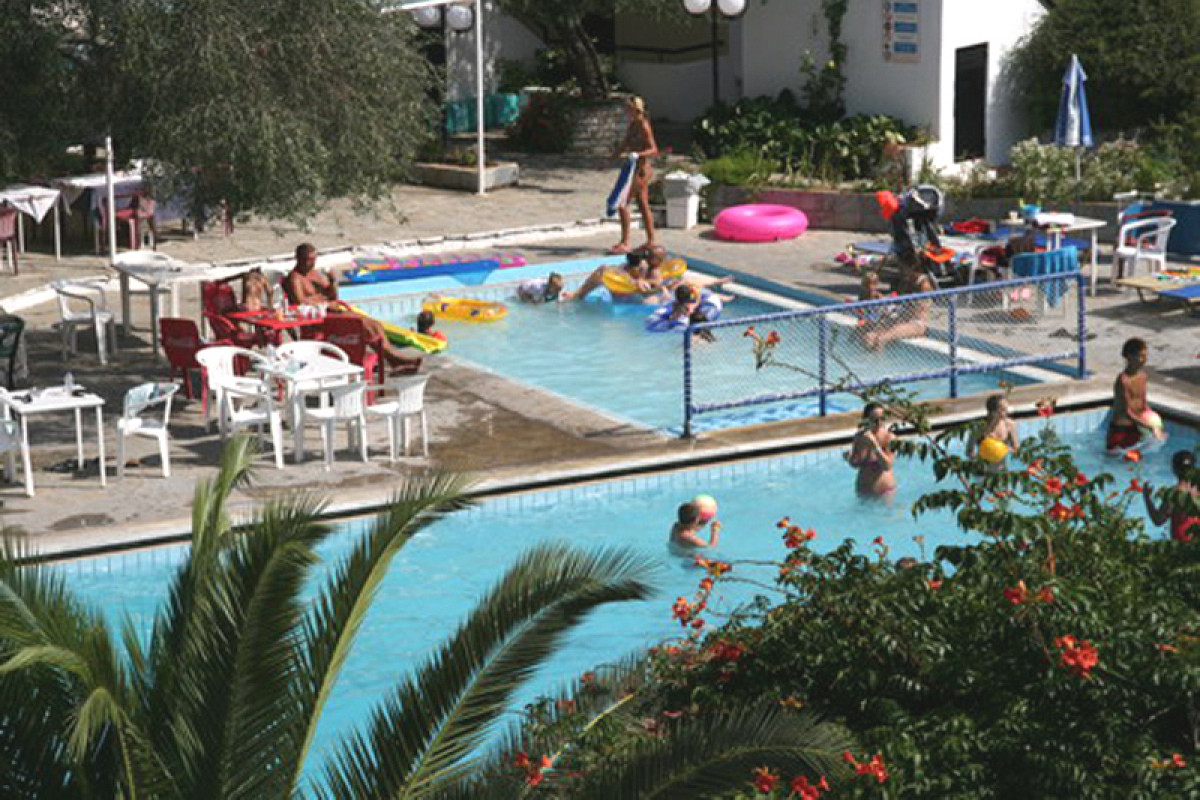 Dassia Holiday Club