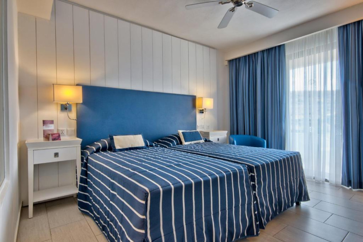 Hotel db Seabank Resort and Spa