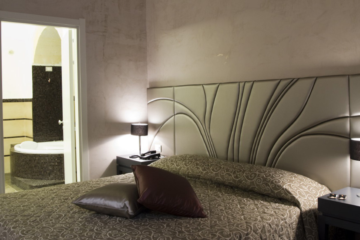 DE STEFANO PALACE LUXURY HOTEL