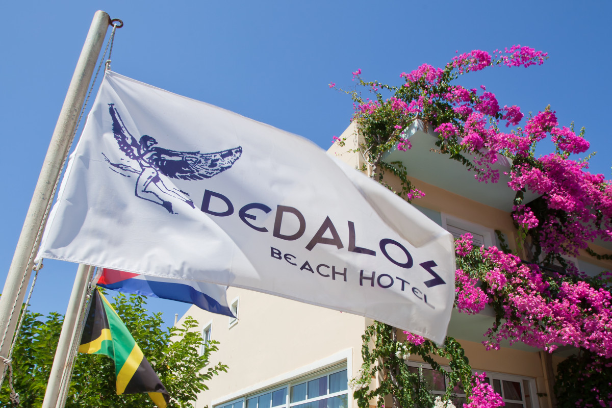 DEDALOS BEACH