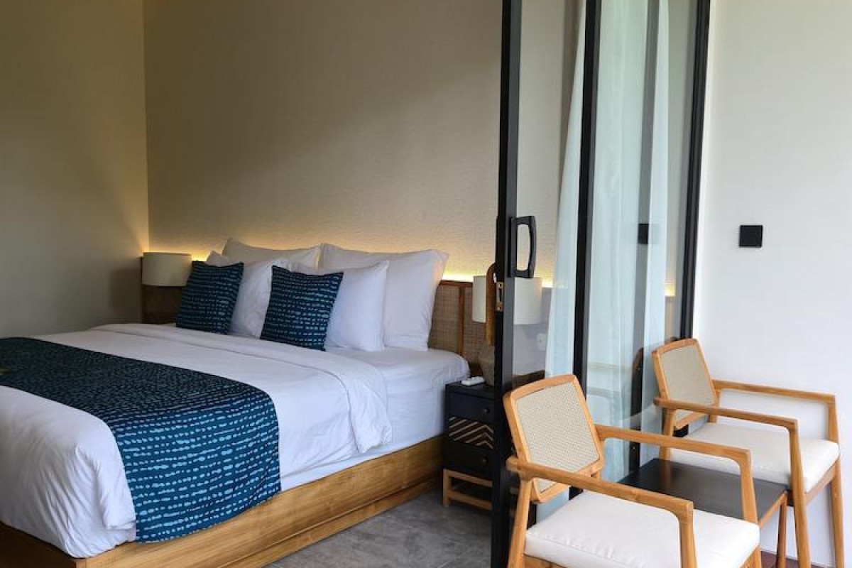 Deep Roots Dive & Yoga Resort