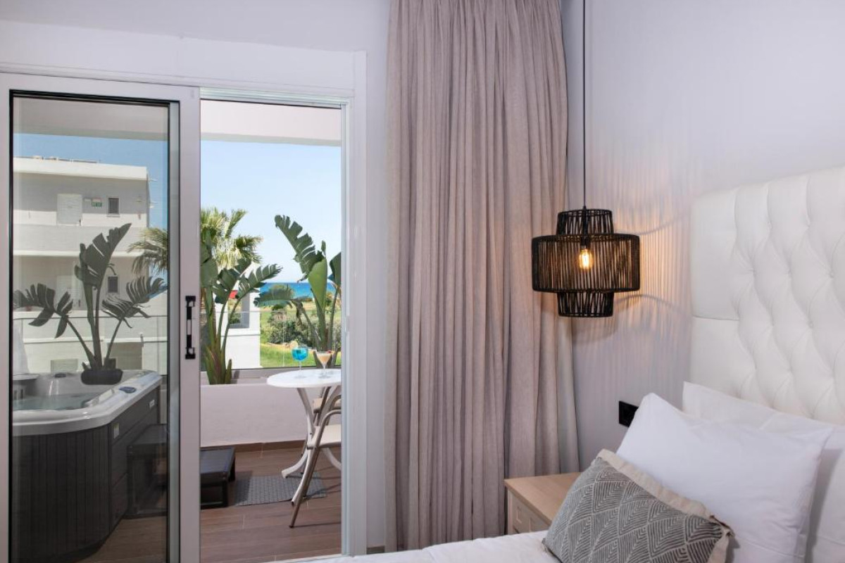 Delfina Tropic Beach