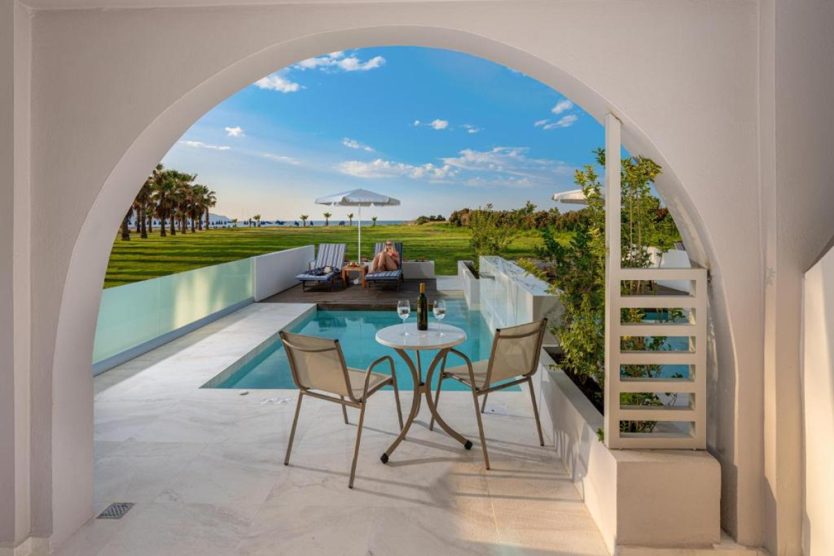Delfina Tropic Beach