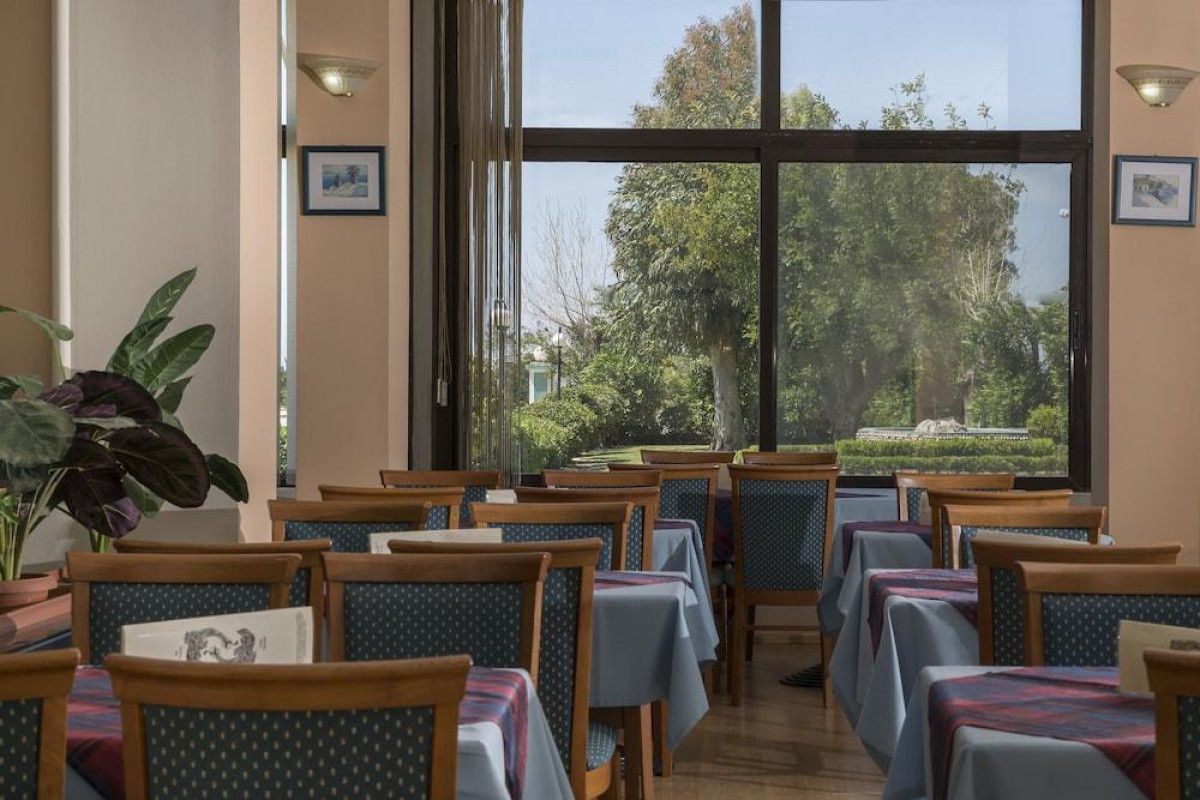 Delfini Hotel