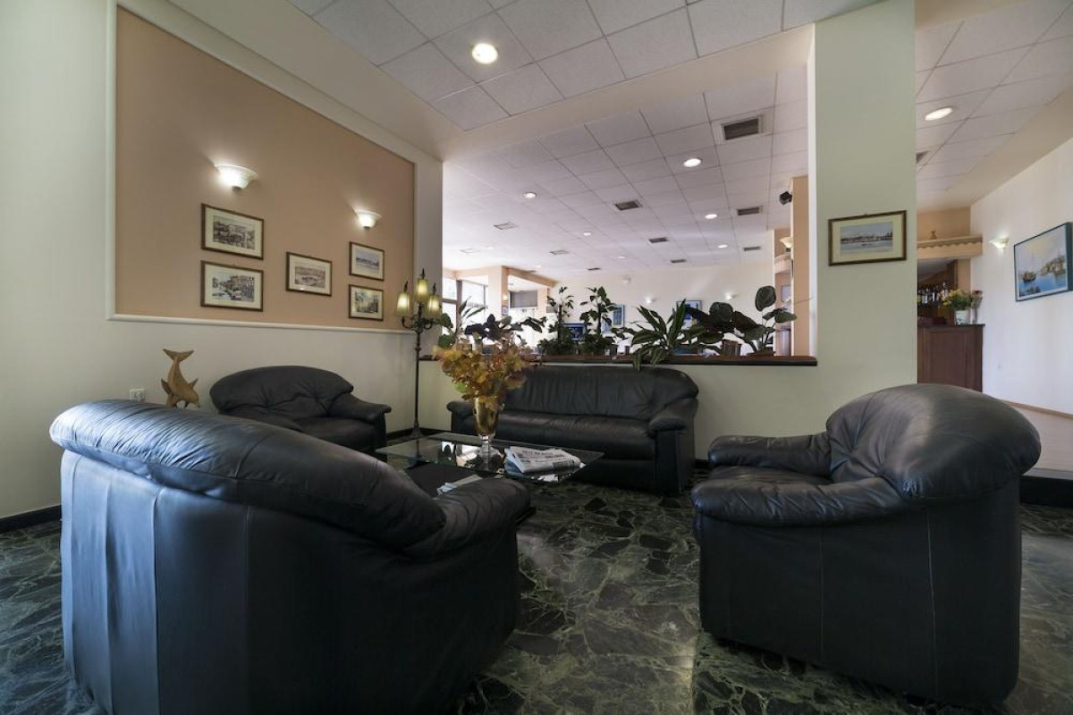 Delfini Hotel