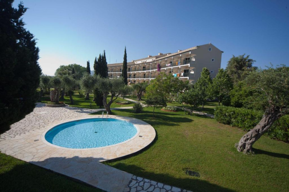 DELFINIA HOTEL - MORAITIKA