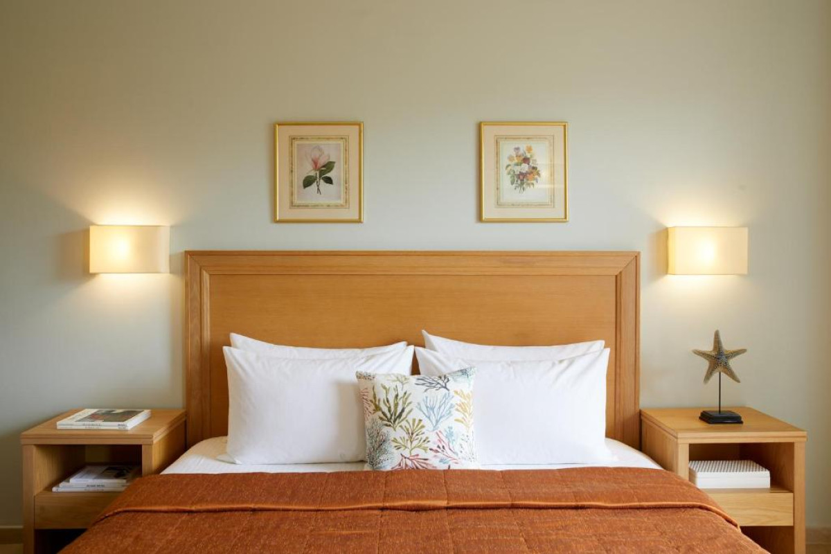 DELFINIA HOTEL - MORAITIKA
