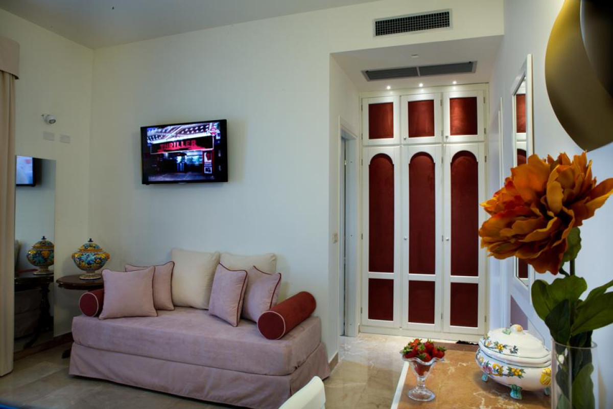 Delfino Beach Hotel