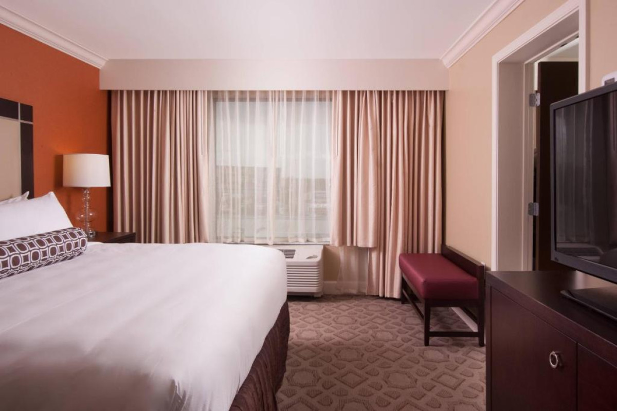 Delta Hotels by Marriott Orlando Lake Buena Vista