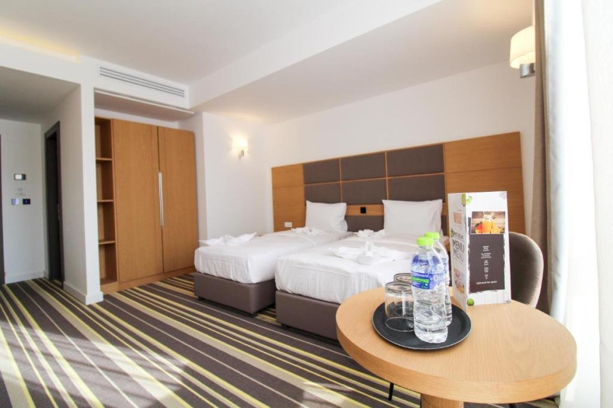 . Hotel AVENUE