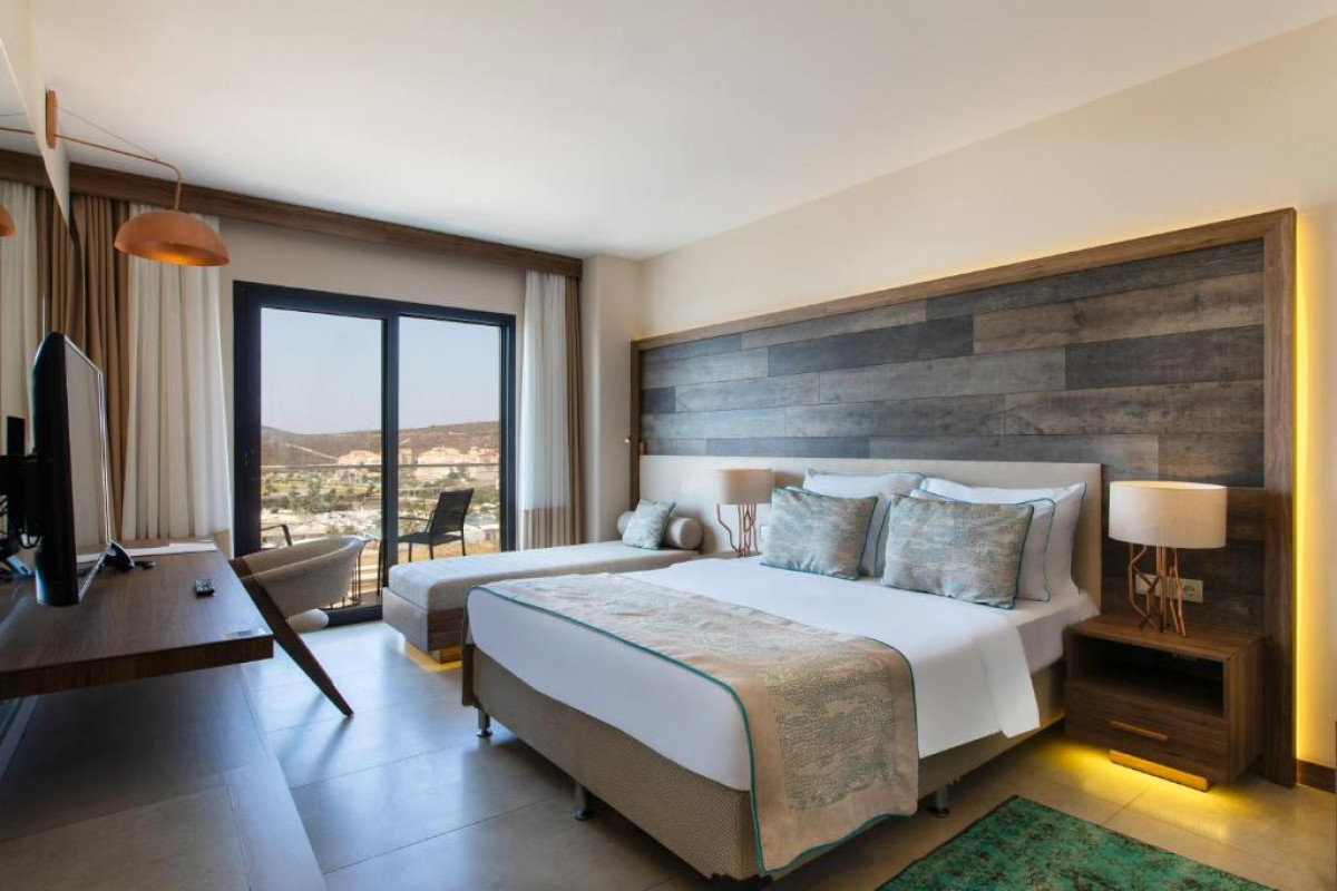 DESIGN PLUS SEYA BEACH