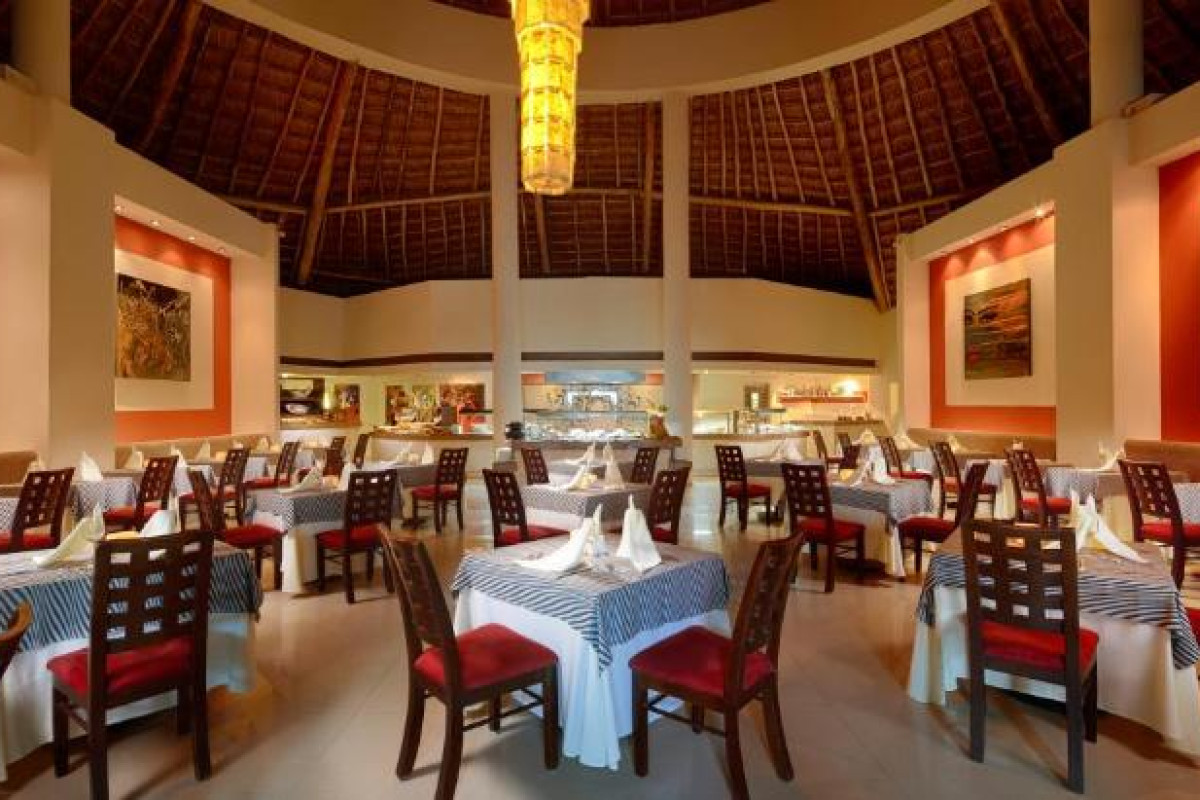 Desire Riviera Maya Resort