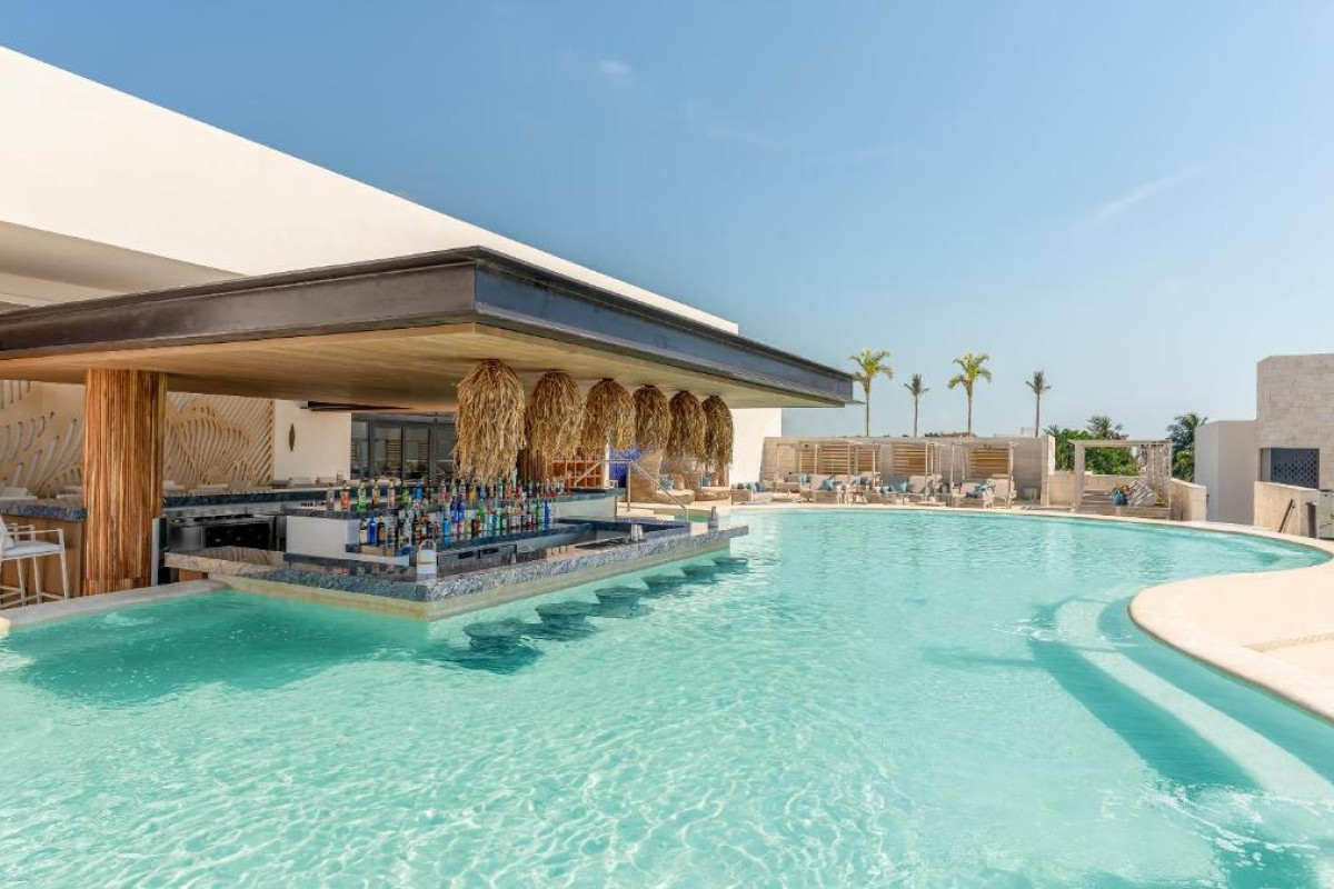 Desire Riviera Maya Resort