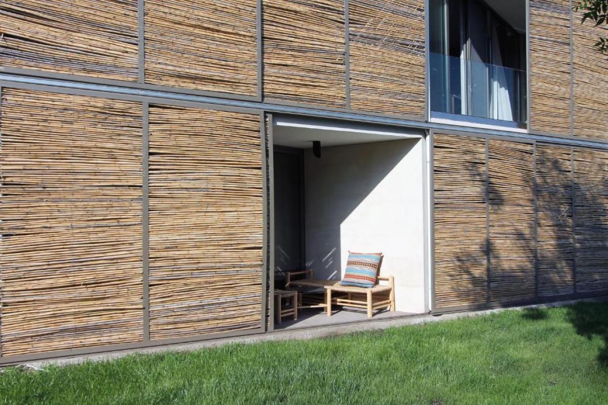 Despotiko Apartment Hotel  Suites