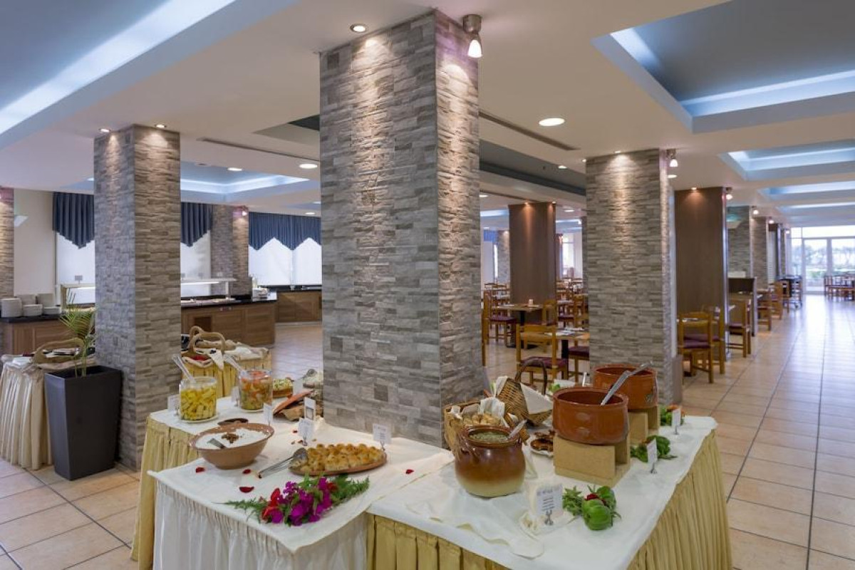 Dessole Dolphin Bay Resort – All Inclusive