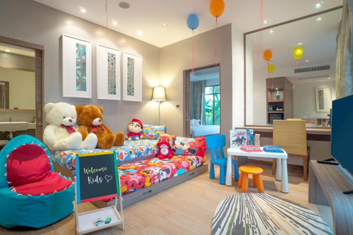 Holiday Inn Phuket Karon Beach Resort