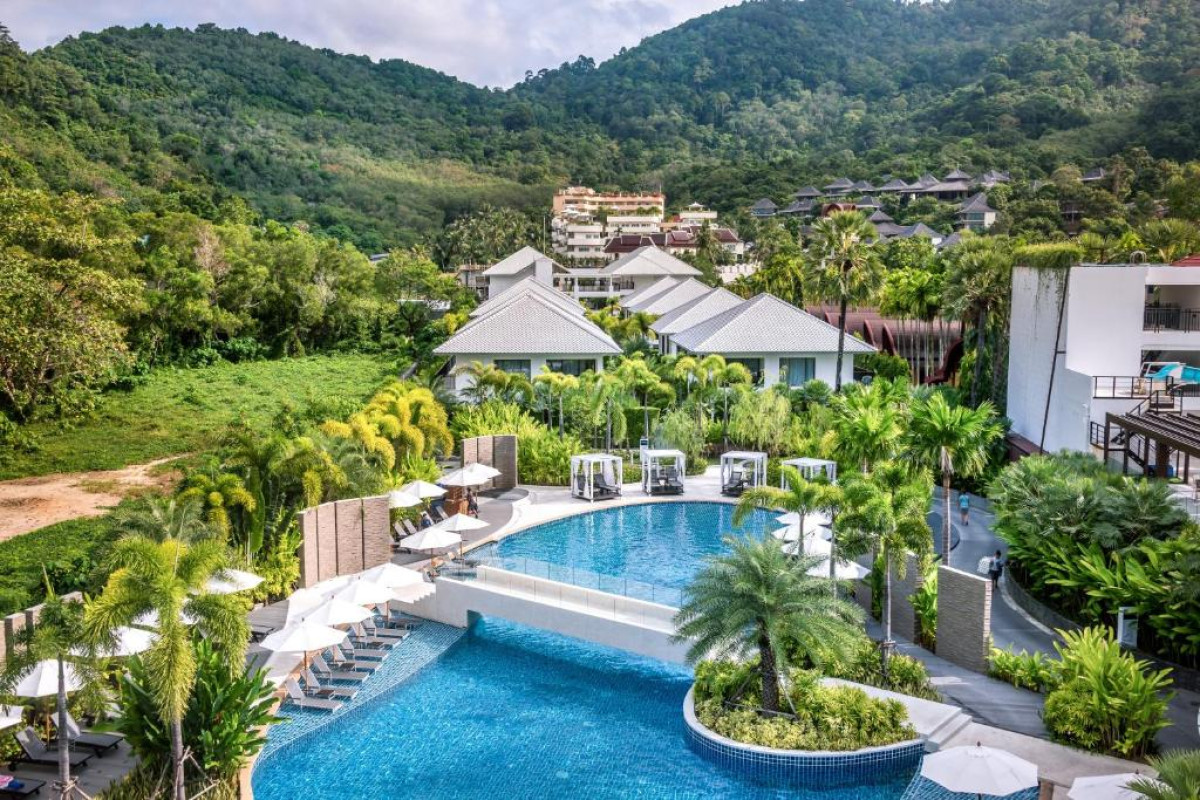 Holiday Inn Phuket Karon Beach Resort