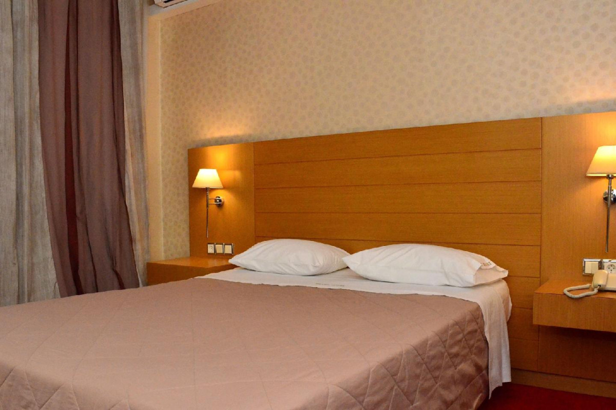 Deves Hotel