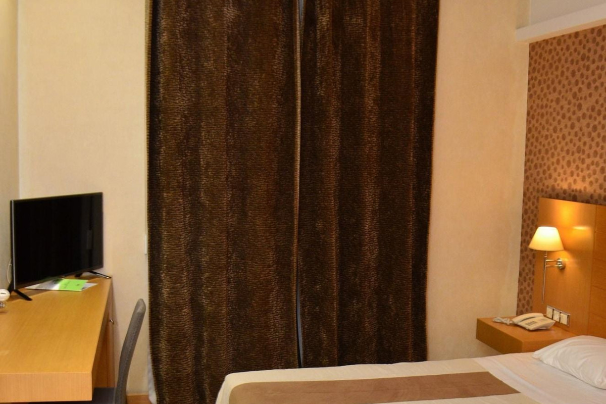 Deves Hotel