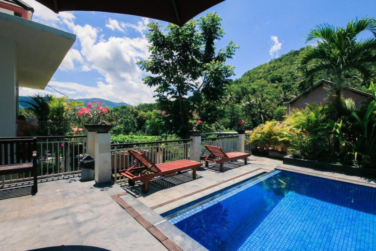 Dewi Villa