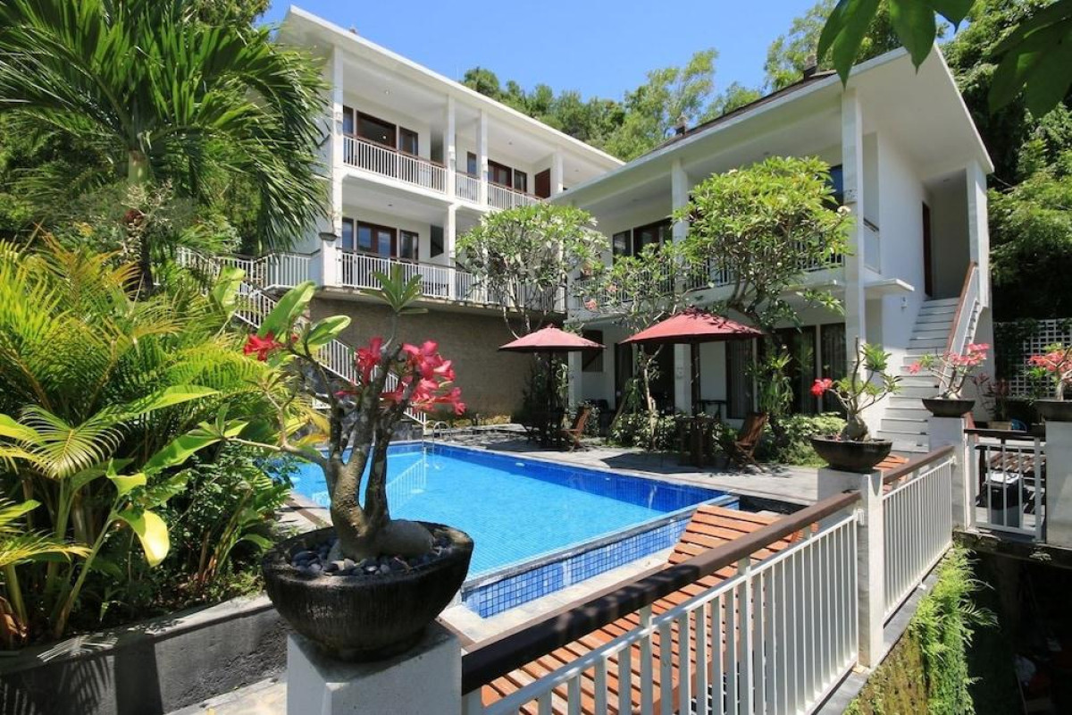 Dewi Villa