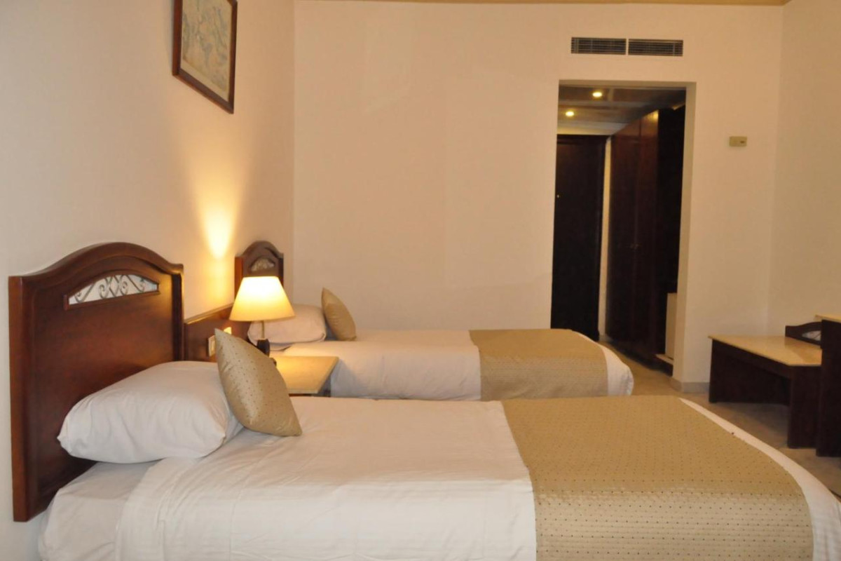 DEXON ROMA HOTEL