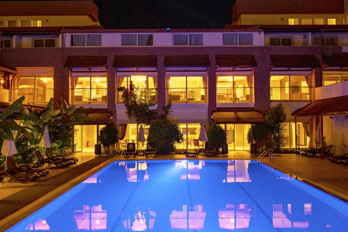 DG ROSE RESORT