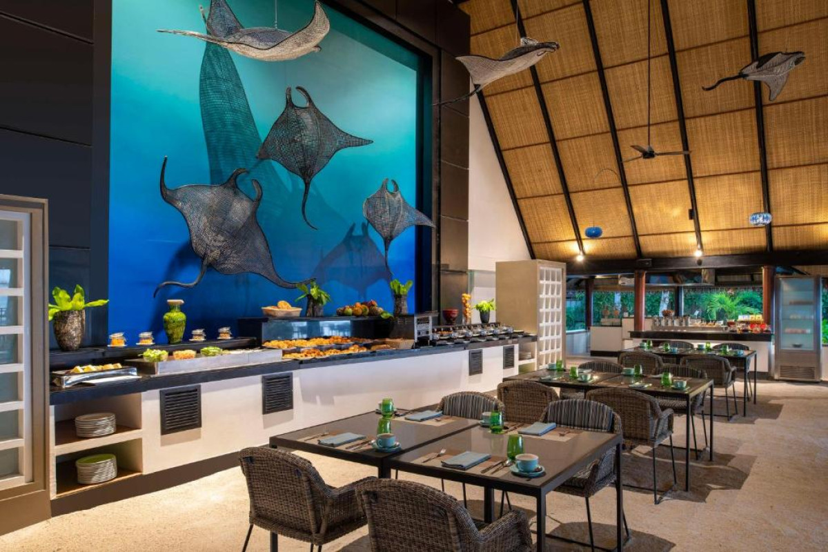 Dhawa Ihuru Resort