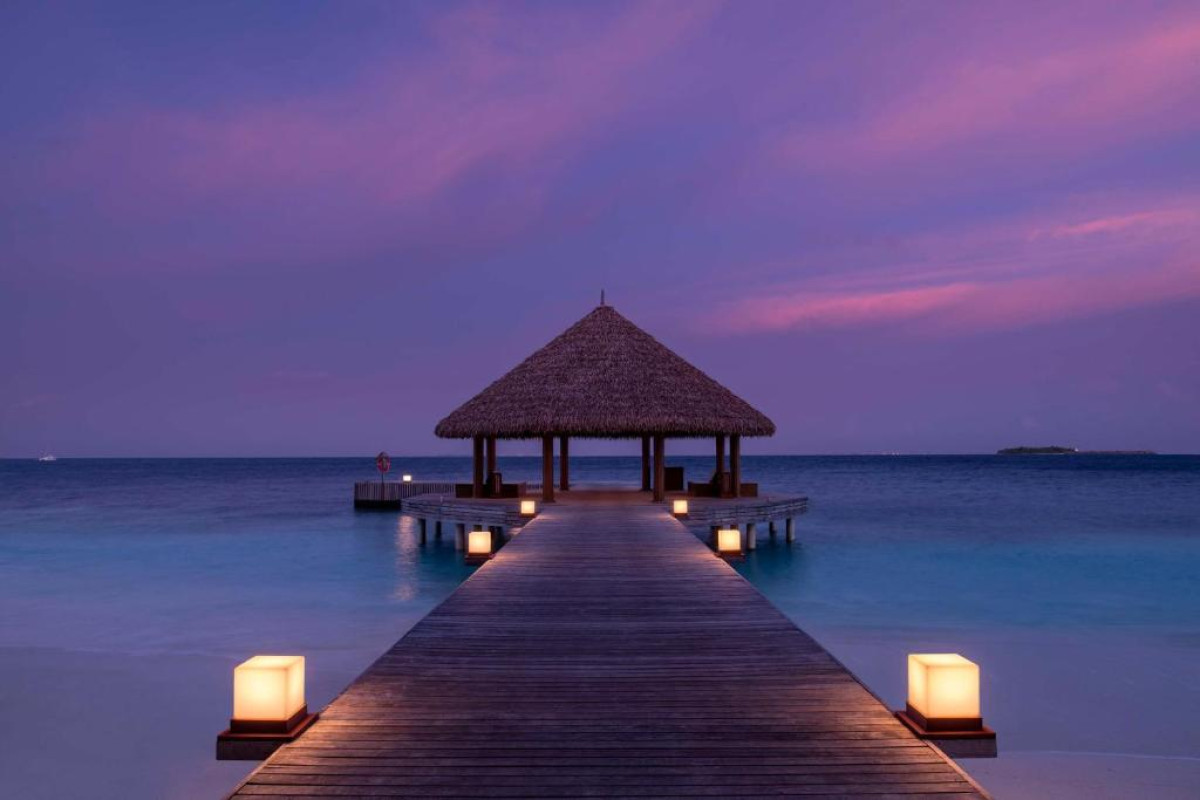 Dhawa Ihuru Resort