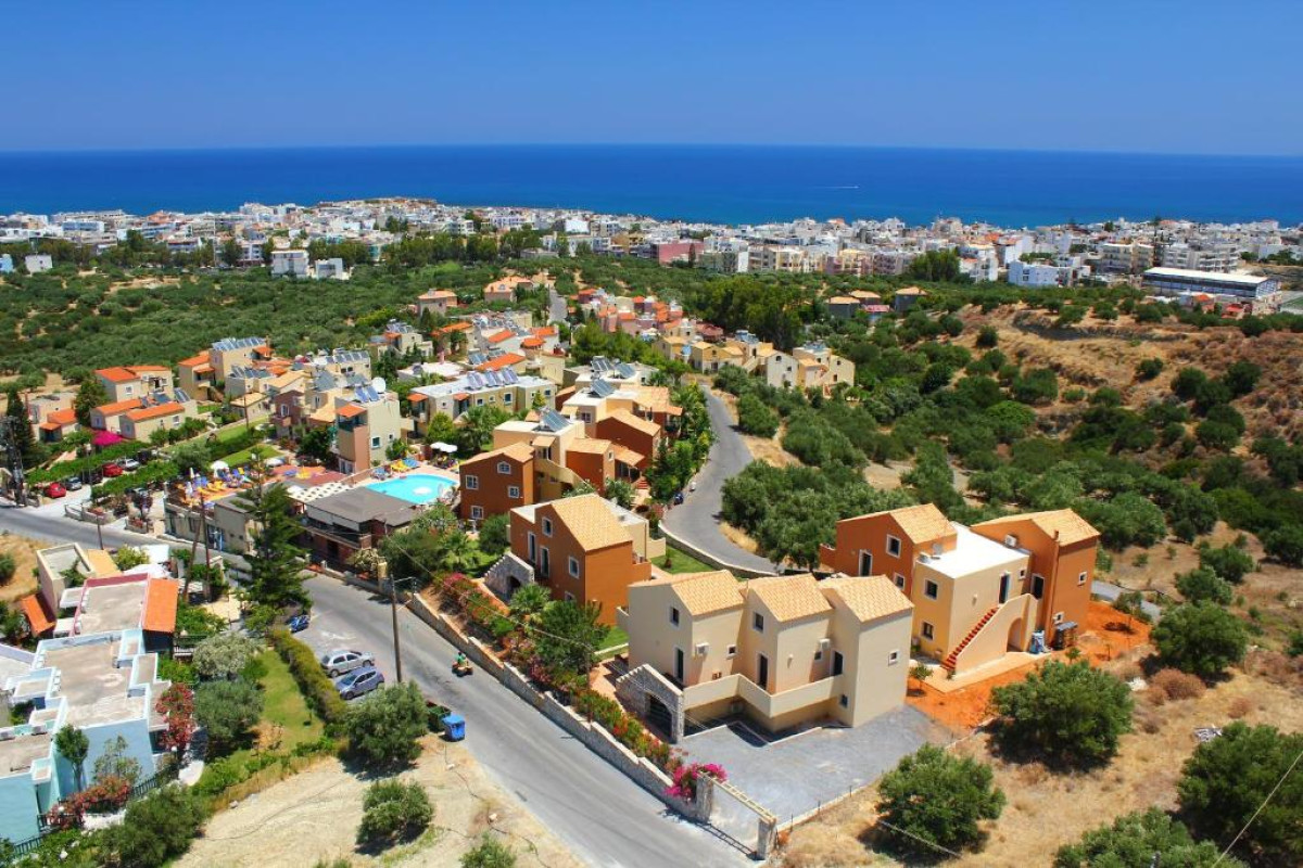 Dia Apartments