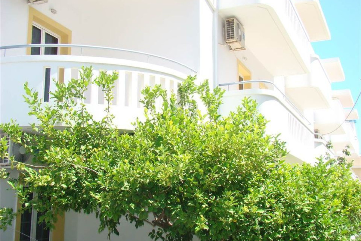 Diamond Apts & Suites