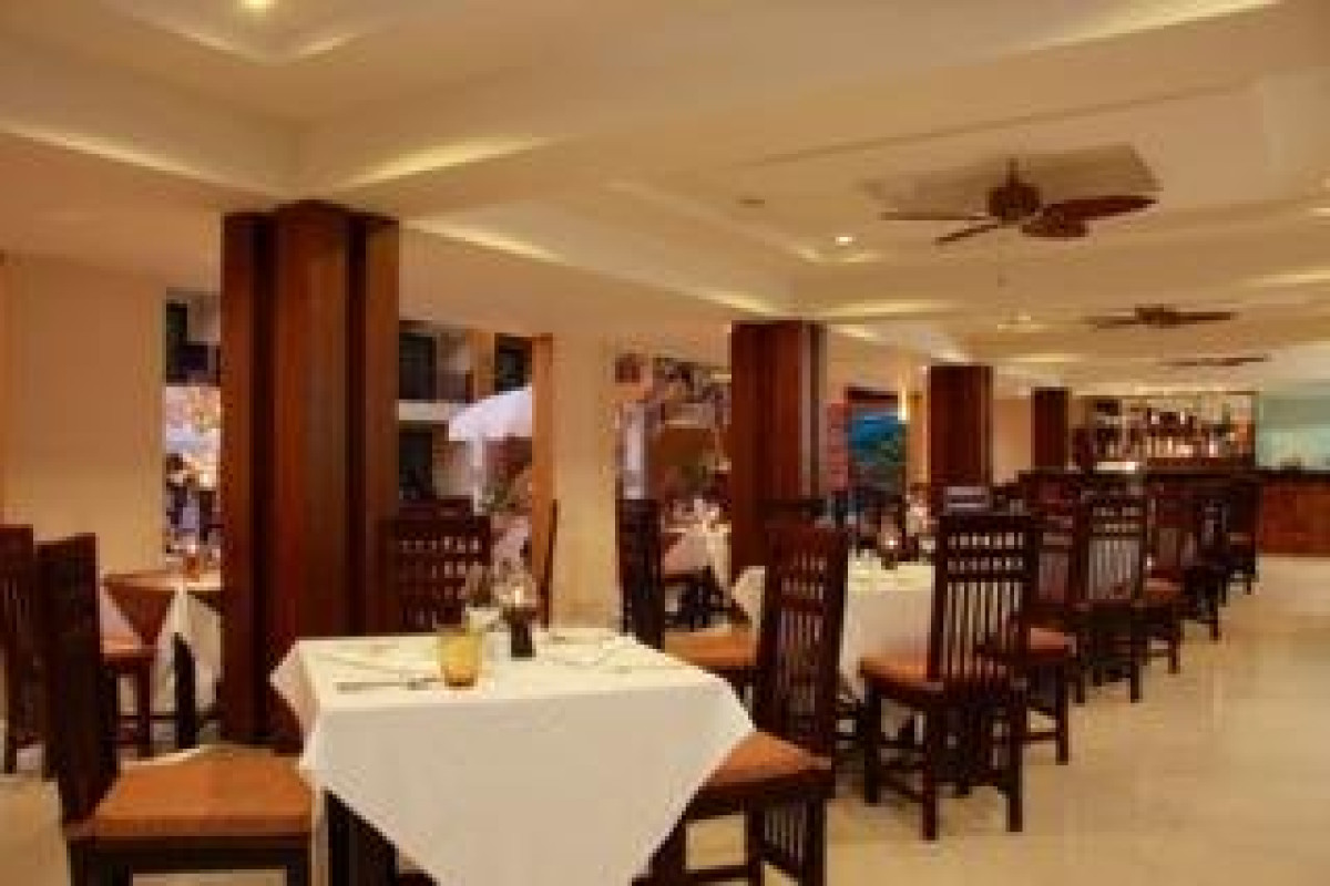 Diamond Cottage Resort & Spa