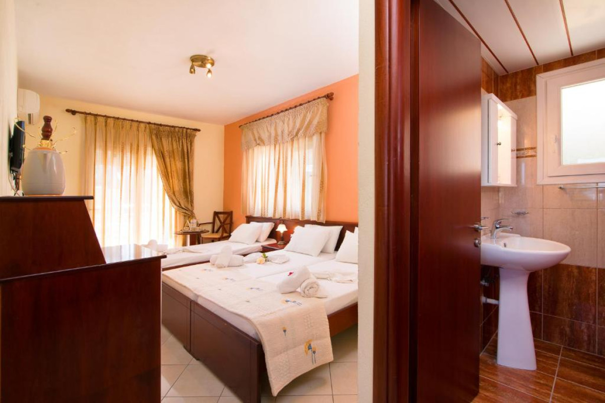 Diamond Hotel