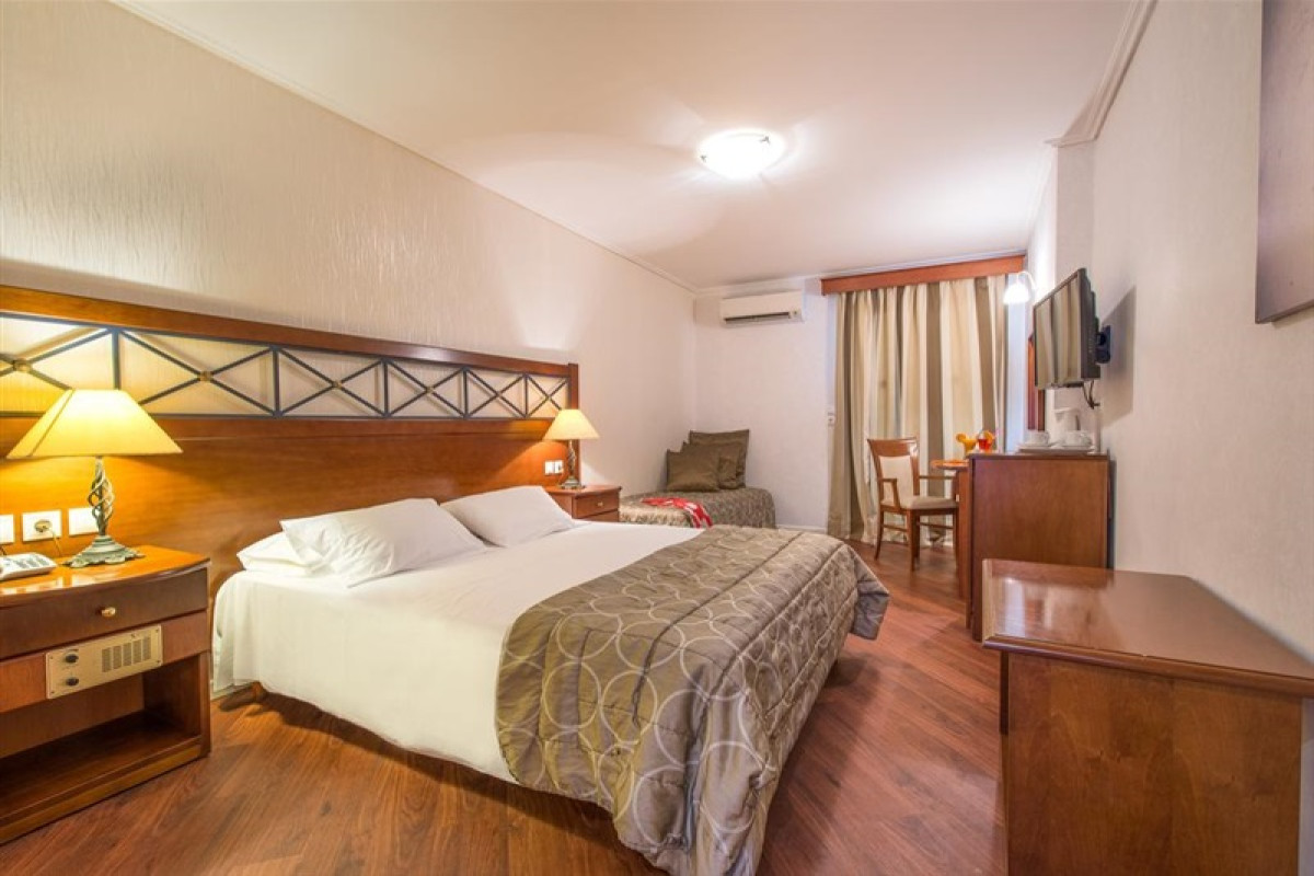 DIANA HOTEL