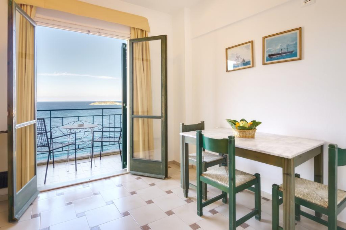 DIMARE APARTMENTS