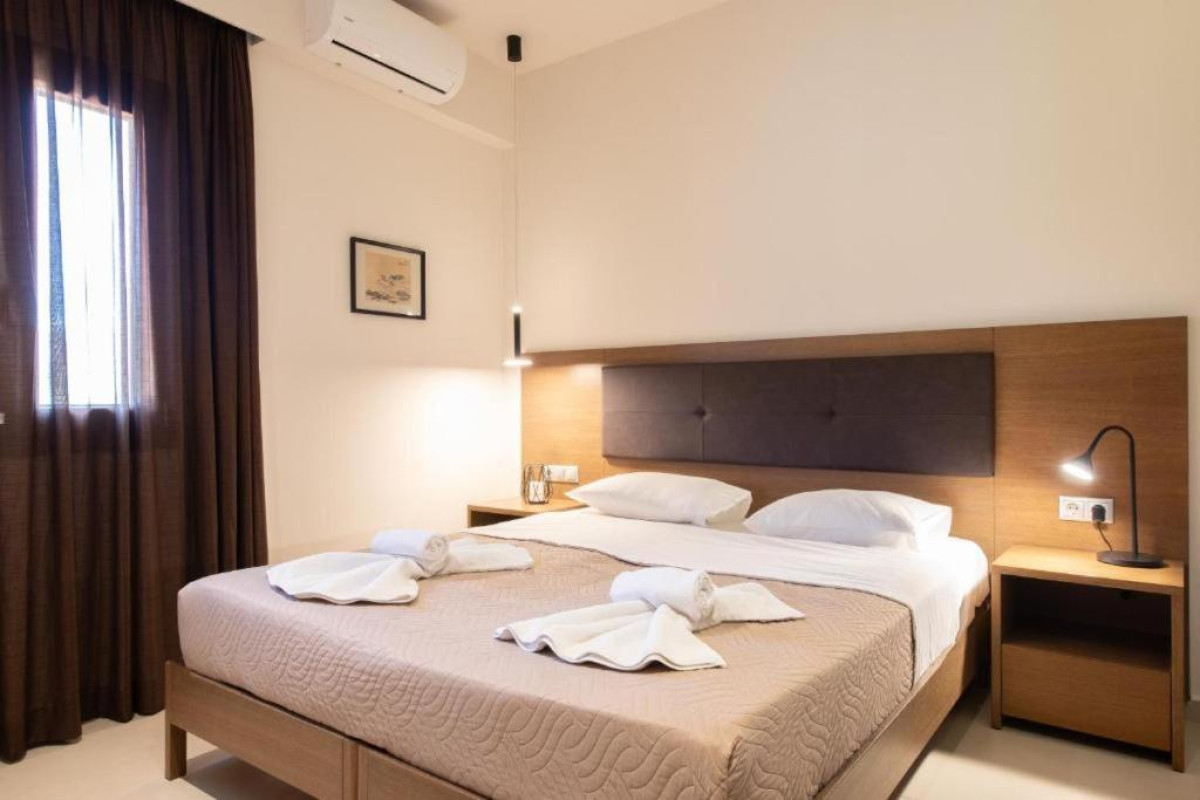Dimitra Hotel and Apartments
