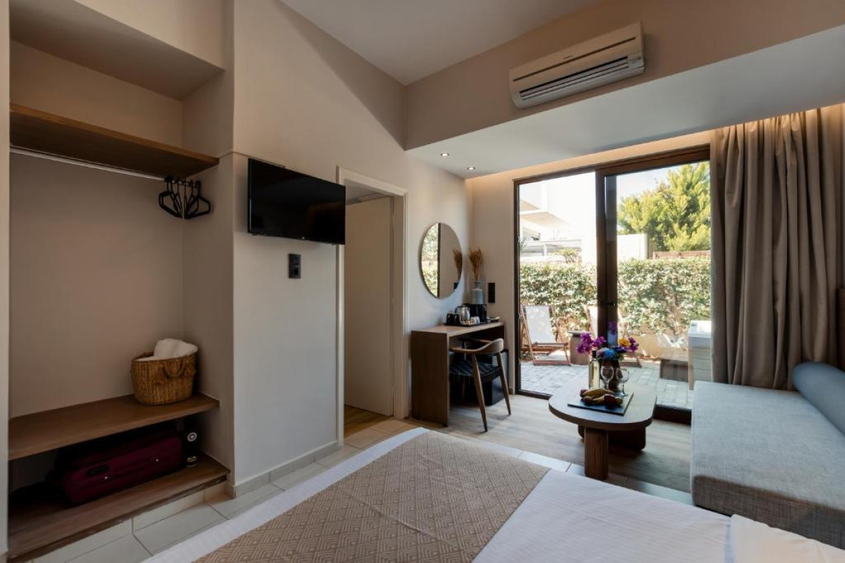 Dimitra Hotel  Apartments
